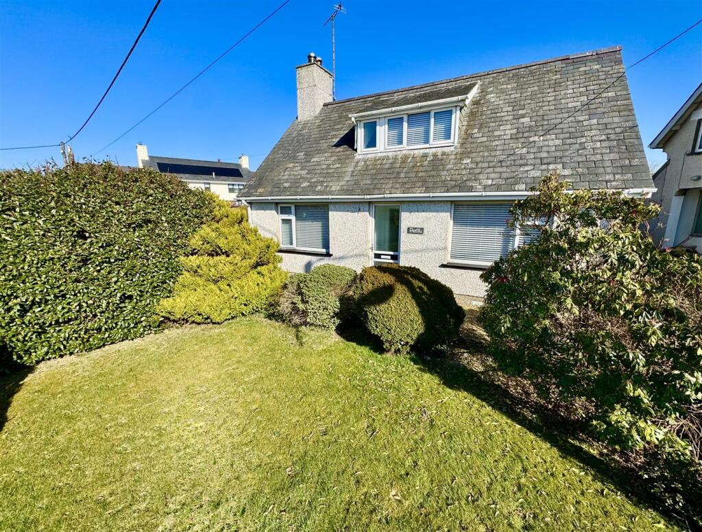 Main image of property: Lon Tyn Y Mur, Morfa Nefyn, Pwllheli