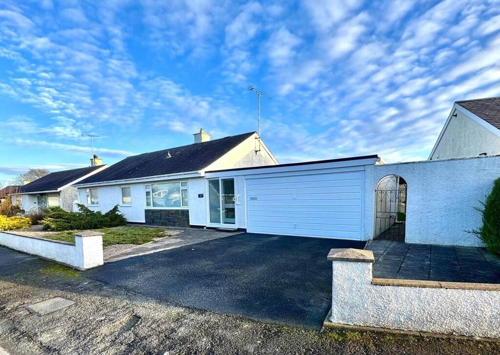 Main image of property: Lon Ceredigion, Pwllheli