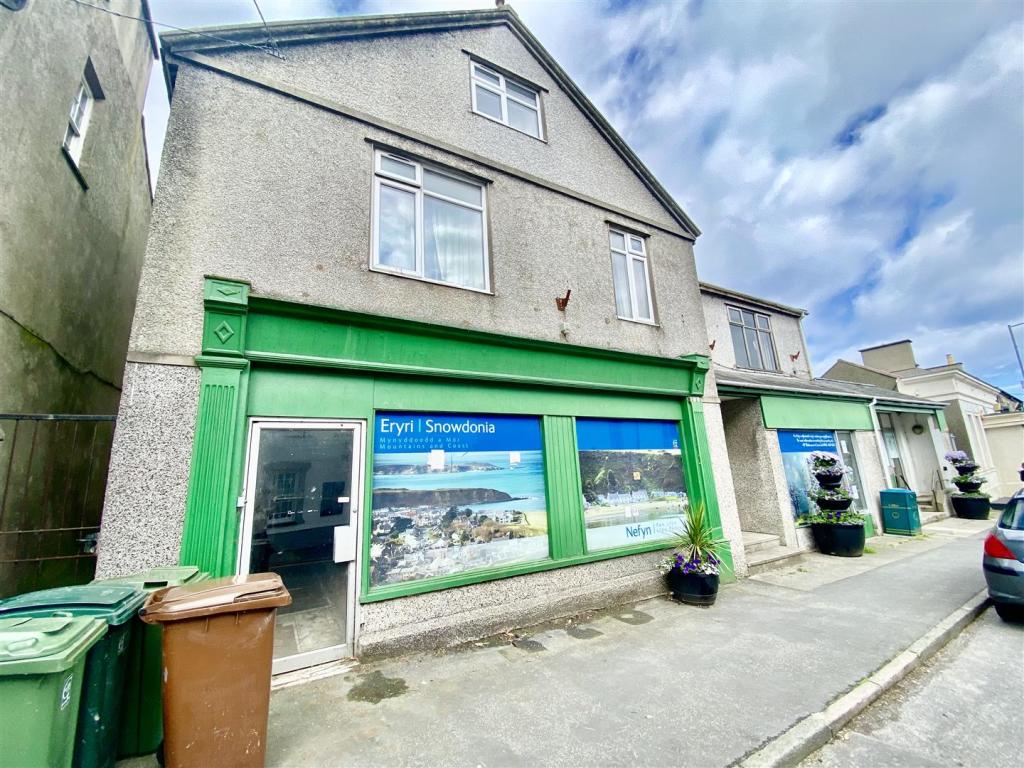 Detached house for sale in Stryd Fawr, Nefyn, Pwllheli, LL53