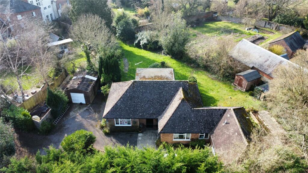 4 bedroom bungalow for sale in Fontmell Magna, Shaftesbury, Dorset., SP7