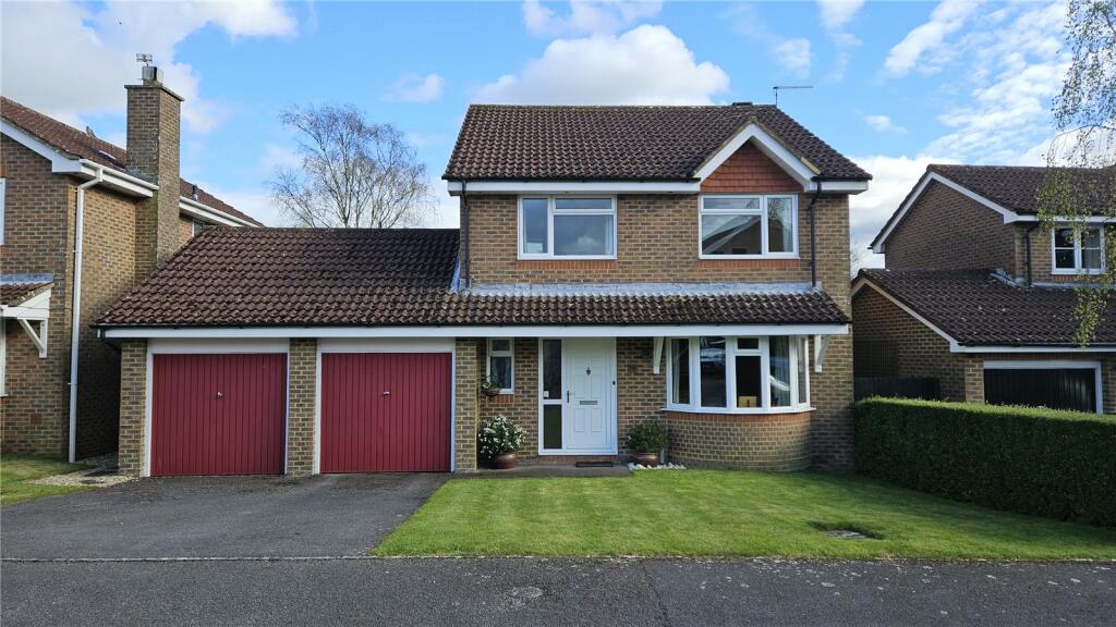 4 bedroom house for sale in Linden Park, Shaftesbury, SP7