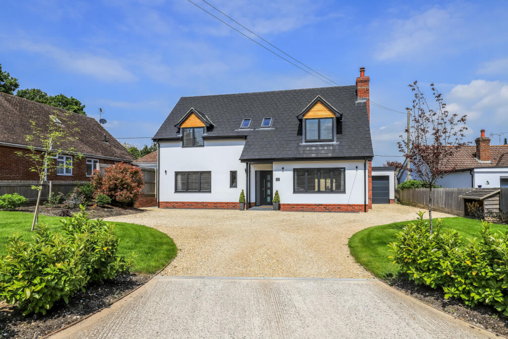 4 bedroom detached house for sale in Firs Road, Firsdown, Salisbury