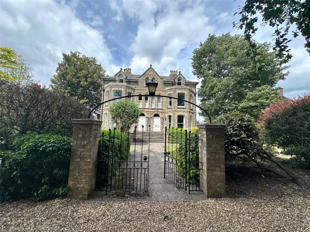 Main image of property: Elm Grove Road, Salisbury, Wiltshire, SP1