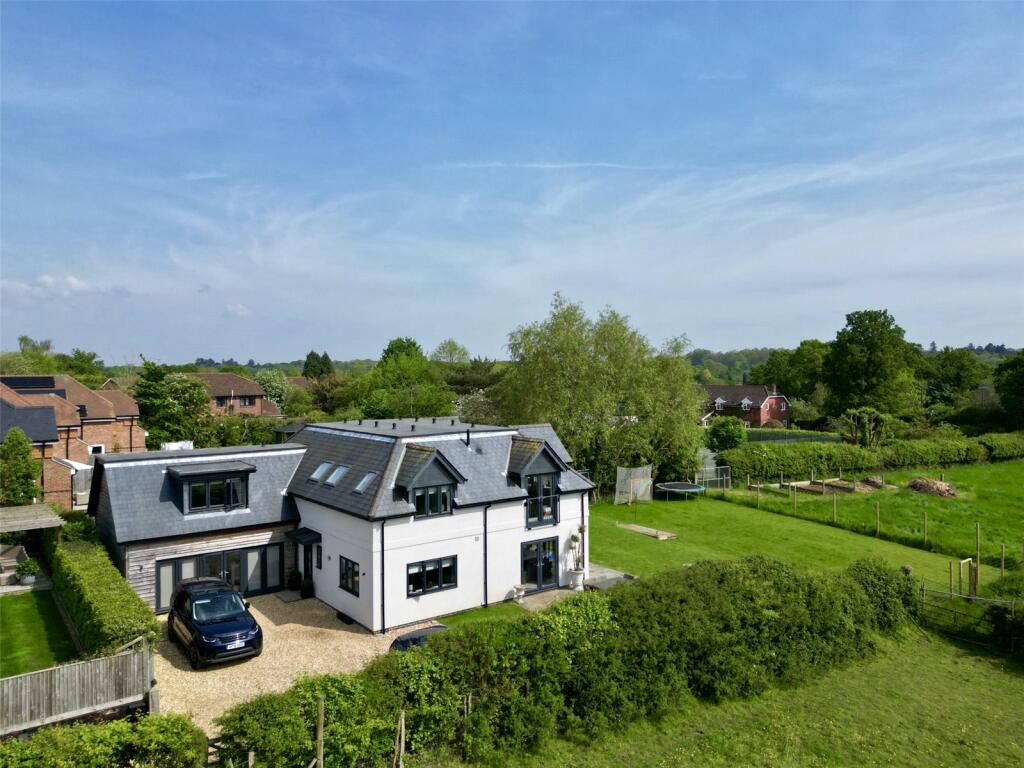 5 bedroom detached house for sale in Maurys Lane, West Wellow, Romsey