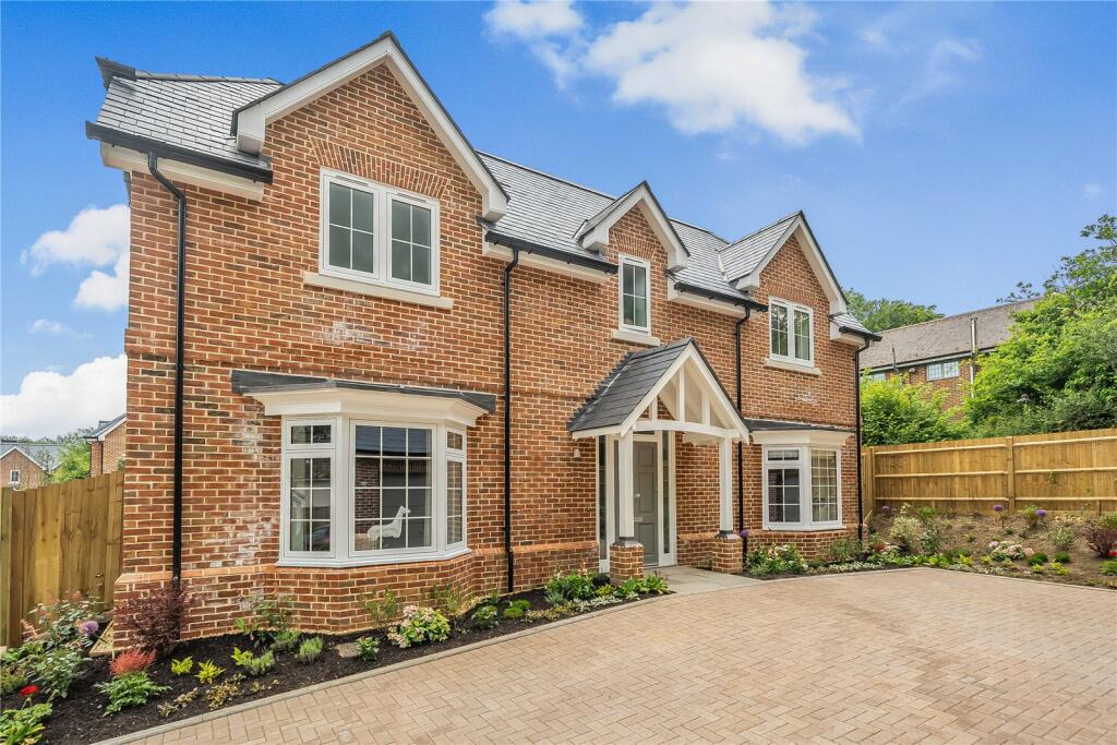 4 bedroom detached house for sale in Hazel Grove, Saunders Lane, Awbridge, Hampshire, SO51