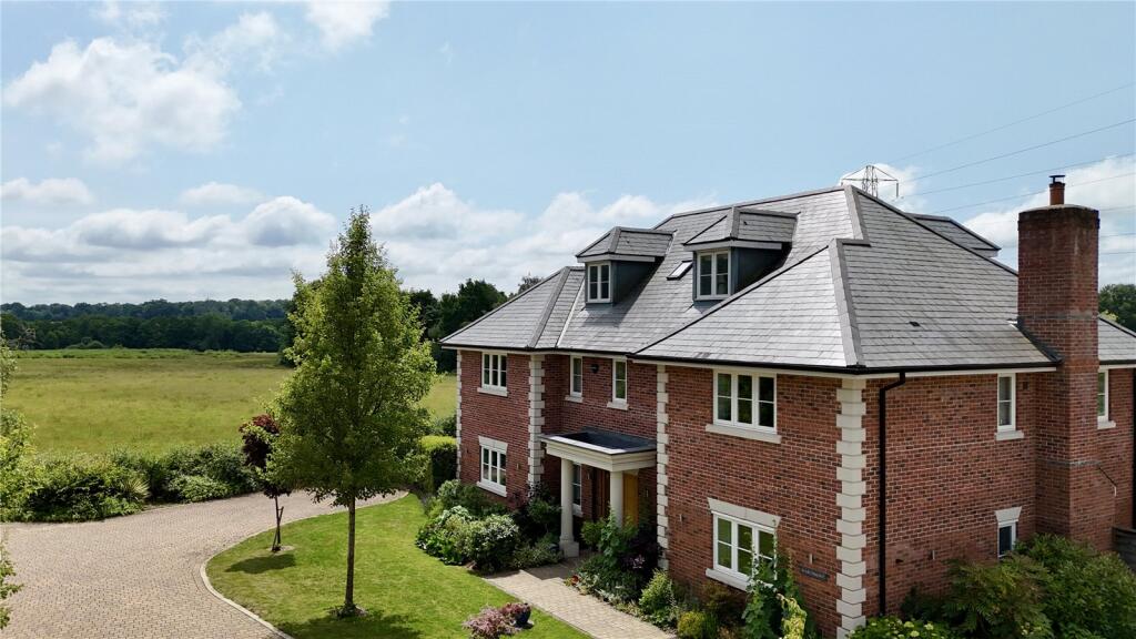 Main image of property: Broadgate Farm, Hook Road, Ampfield, Hampshire, SO51