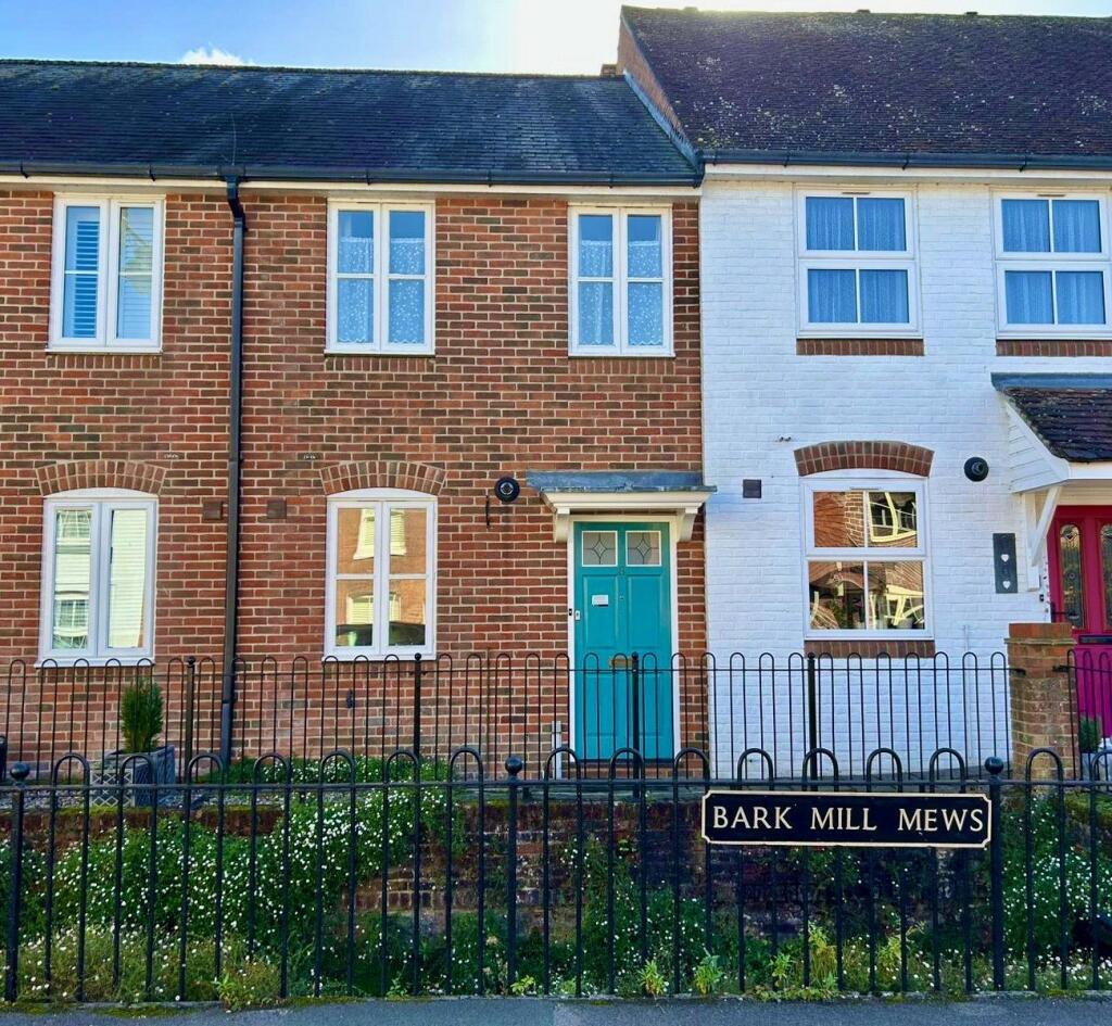 Main image of property: Middlebridge Street, Romsey, Hampshire, SO51