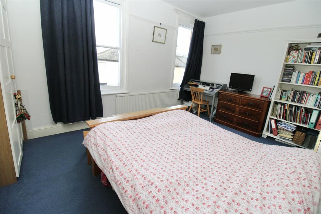 4 bedroom terraced house for sale in Bolton Lane, Ipswich, Suffolk, IP4
