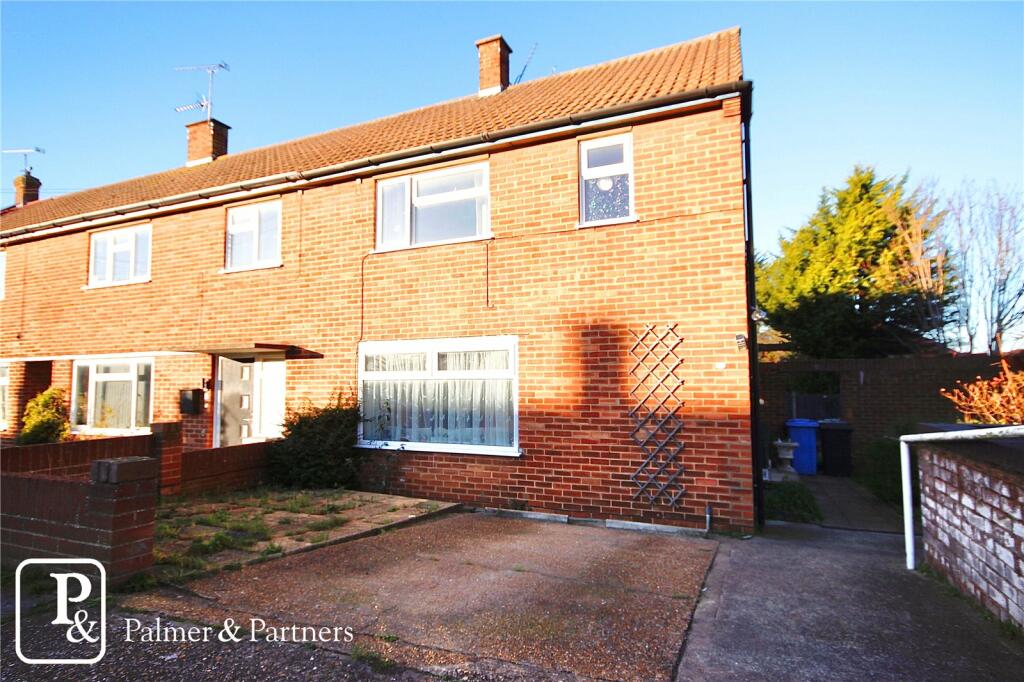 3 bedroom end of terrace house for sale in Sorrel Close, Ipswich