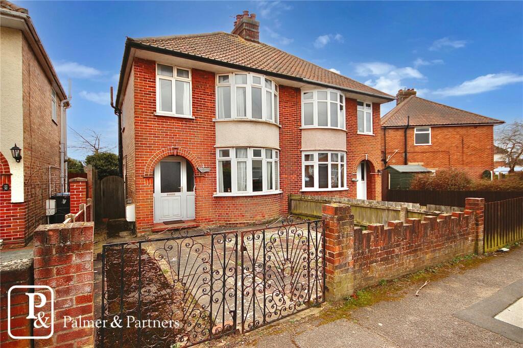 3 bedroom semidetached house for sale in Mildmay Road, Ipswich