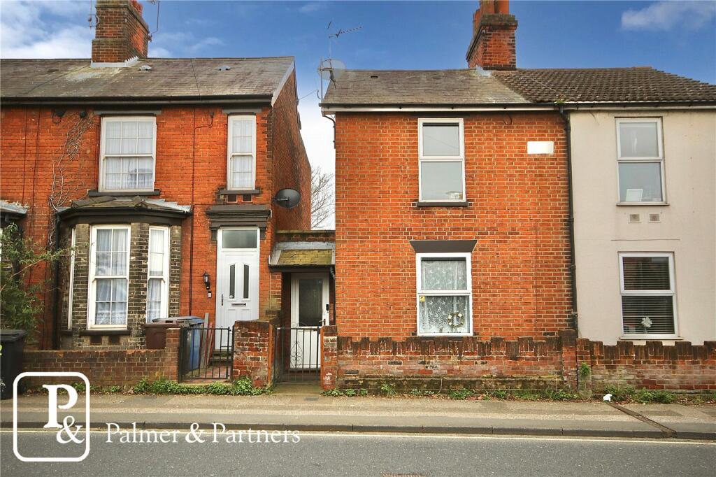 2 bedroom terraced house for sale in Chevallier Street, Ipswich, Suffolk, IP1