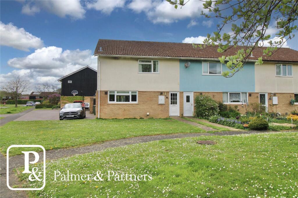 3 bedroom end of terrace house for sale in Redwald Road, Rendlesham