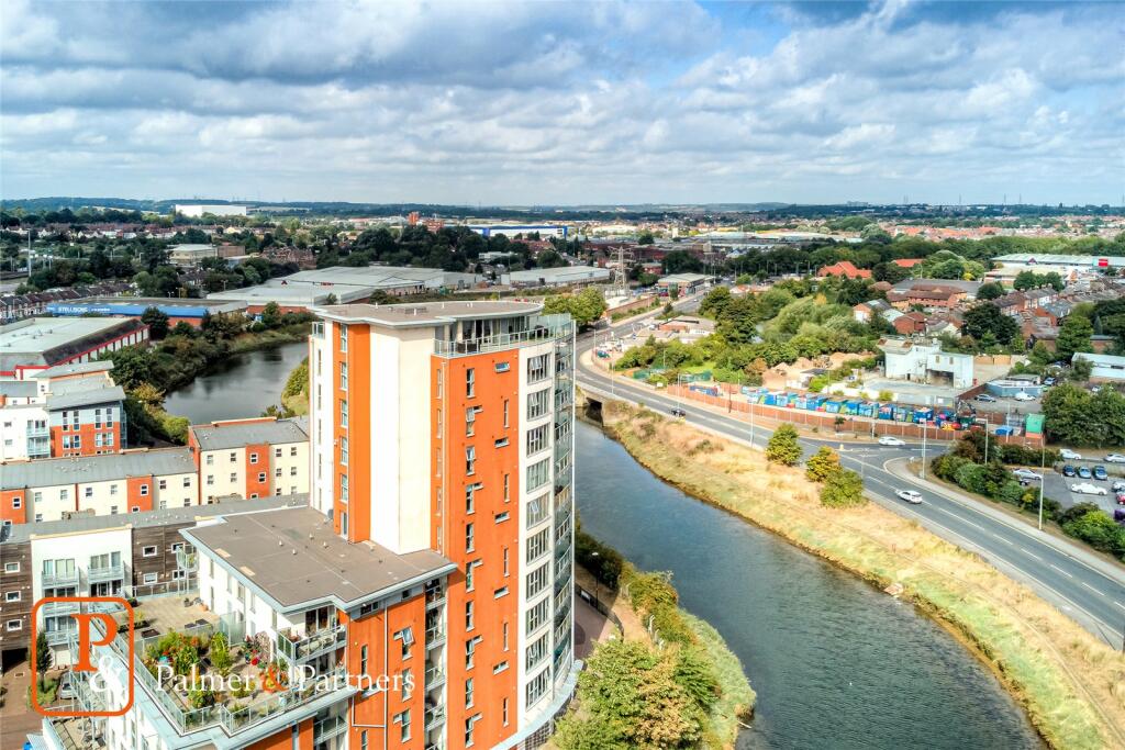 3 bedroom penthouse for sale in Reavell Place, Ipswich, Suffolk, IP2