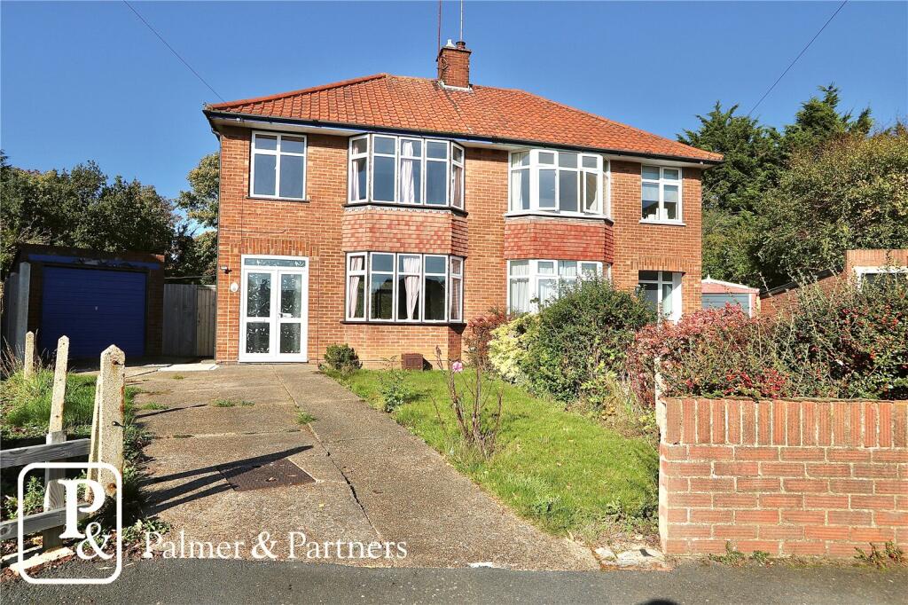 3 bedroom semidetached house for sale in Brunswick Road, Ipswich