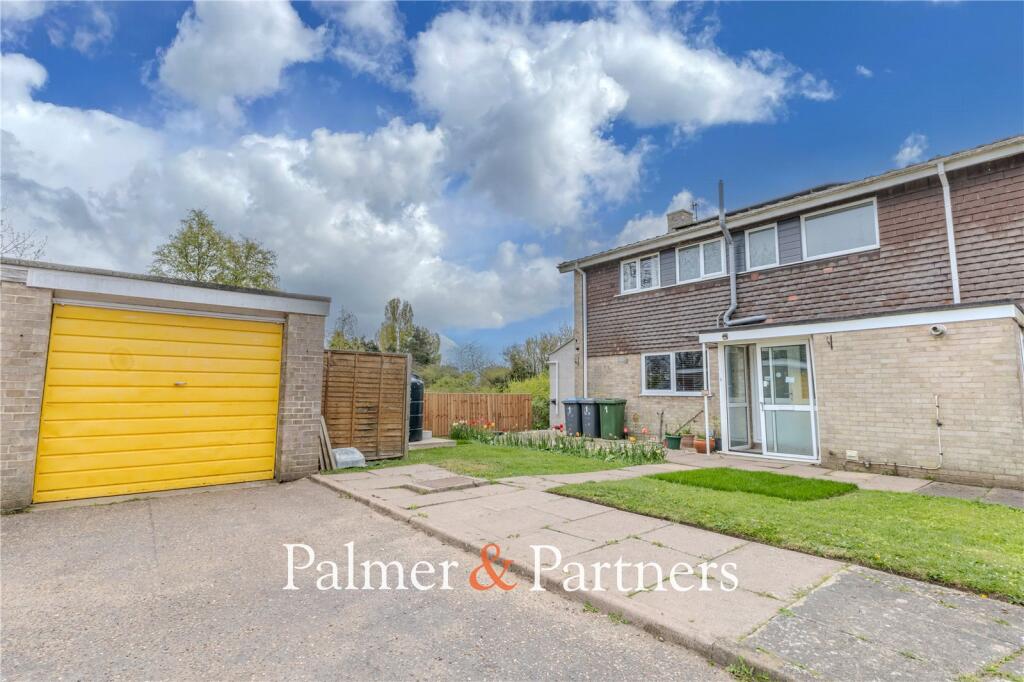 Main image of property: Seaman Avenue, Saxmundham, Suffolk, IP17