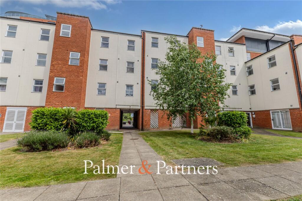 Main image of property: Reavell Place, Ipswich, Suffolk, IP2