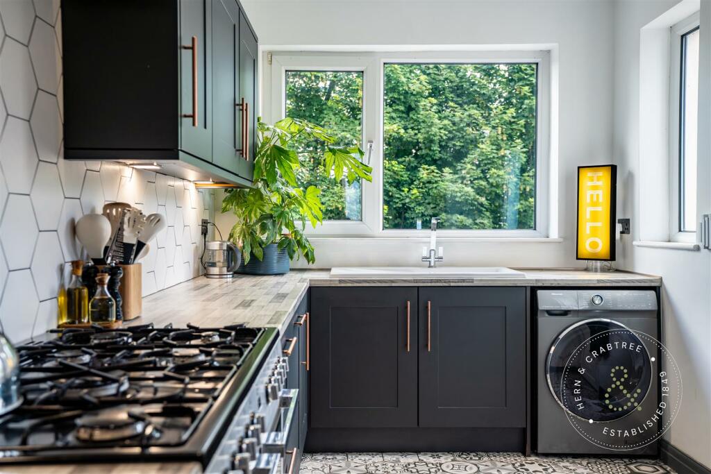Additional property image - Clodien Avenue, Cardiff