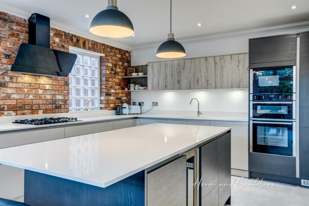 Additional property image - Springfields, Castleton, Cardiff