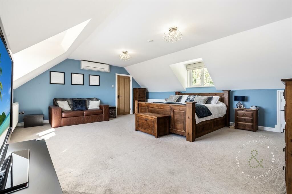 Additional property image - Pencoed Avenue, Pontypridd