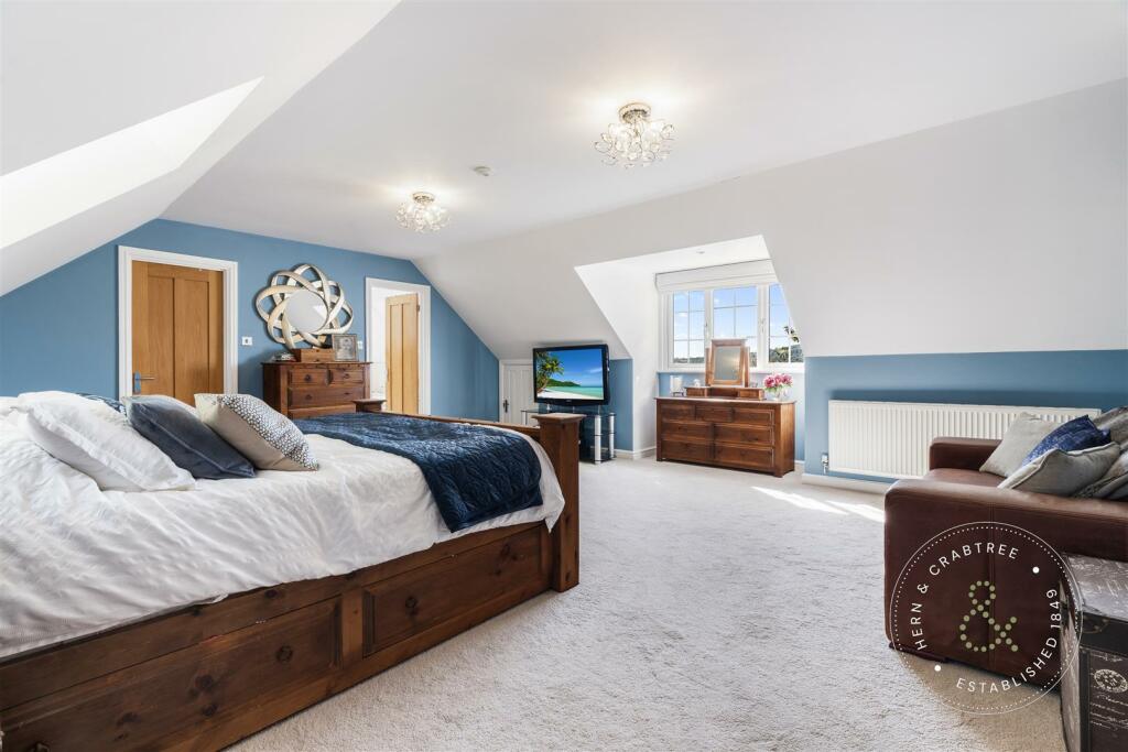 Additional property image - Pencoed Avenue, Pontypridd