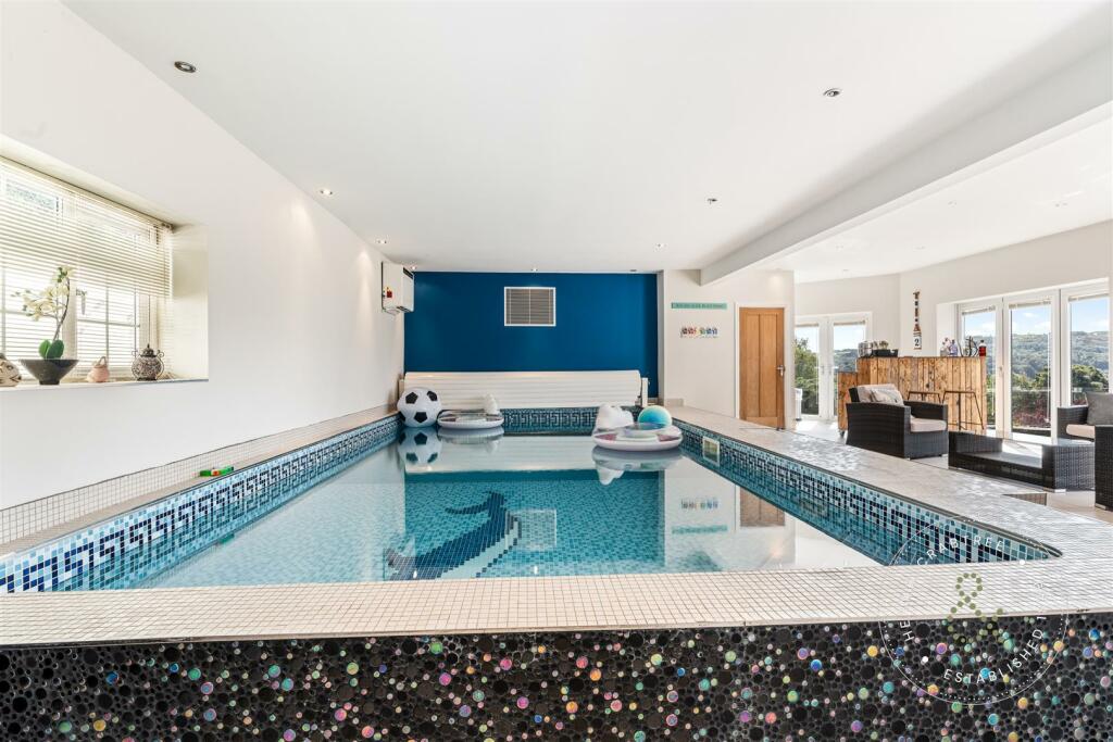 Additional property image - Pencoed Avenue, Pontypridd