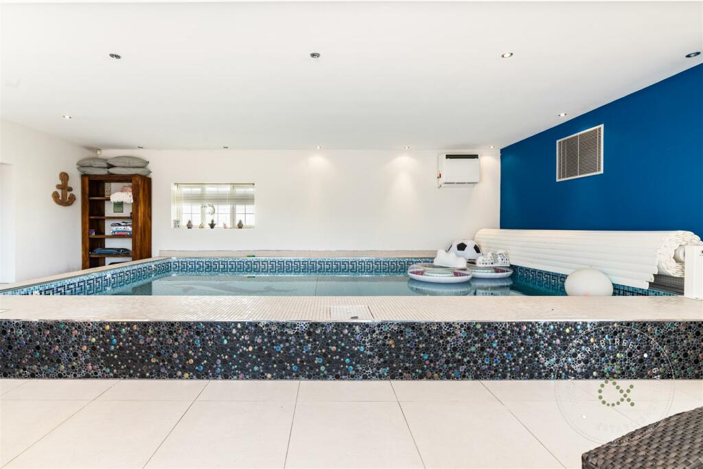 Additional property image - Pencoed Avenue, Pontypridd