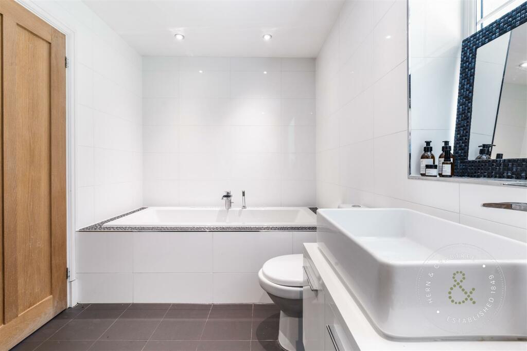 Additional property image - Pencoed Avenue, Pontypridd