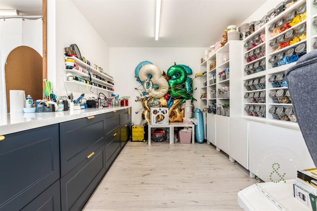 Additional property image - Pencoed Avenue, Pontypridd