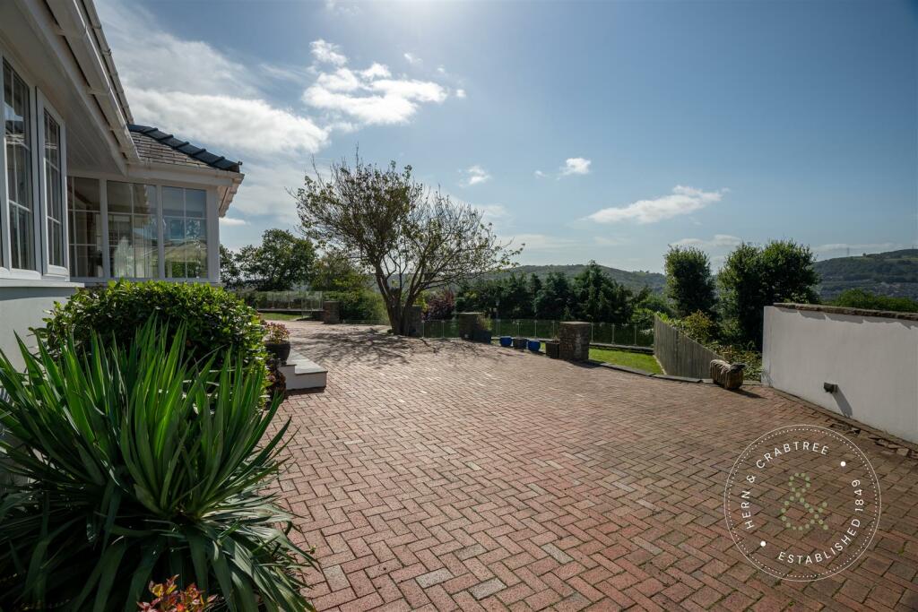 Additional property image - Pencoed Avenue, Pontypridd