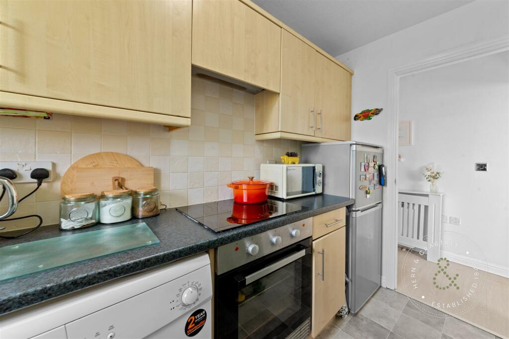 Additional property image - Youghal Close, Pontprennau, Cardiff