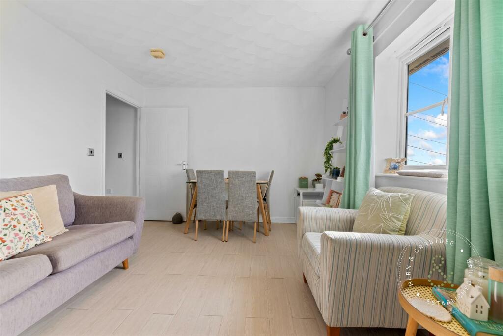Additional property image - Youghal Close, Pontprennau, Cardiff