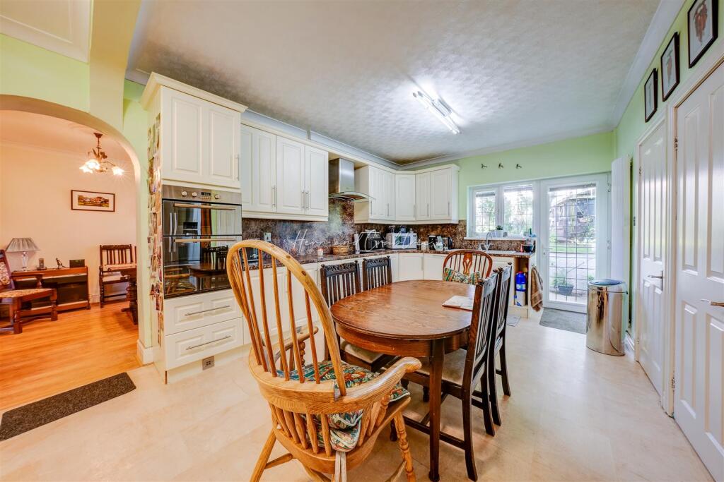 Additional property image - Lake Road West, Cardiff