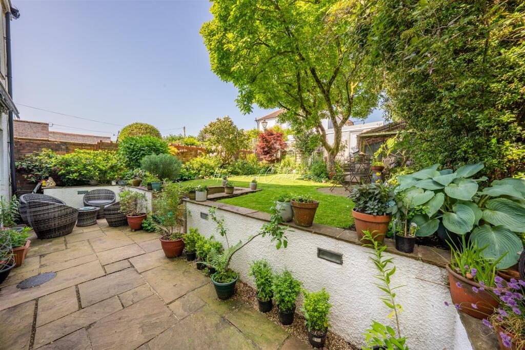 Additional property image - Lake Road West, Cardiff