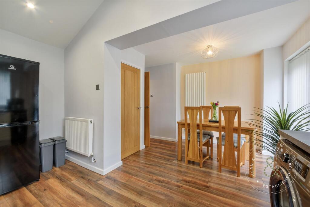 Additional property image - Templeton Avenue, Llanishen, Cardiff