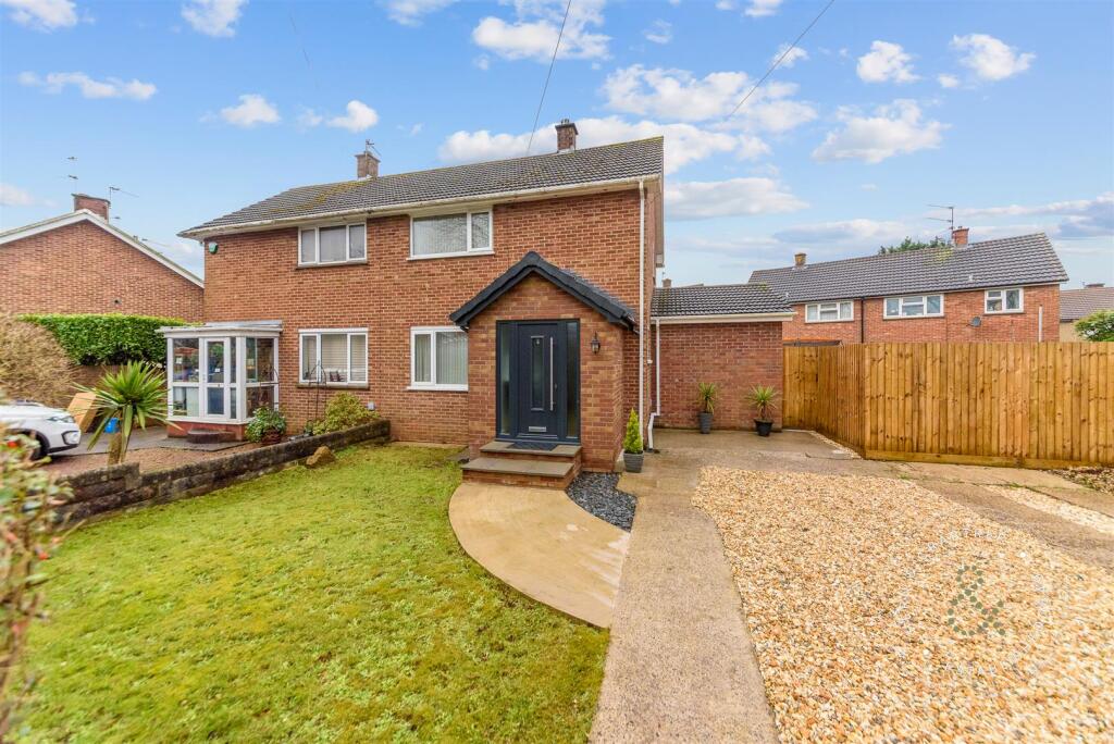Additional property image - Templeton Avenue, Llanishen, Cardiff