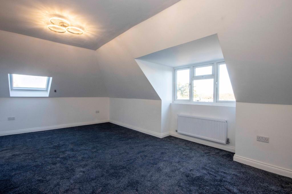 3 bedroom apartment for sale in Ducks Hill Road, Northwood, HA6