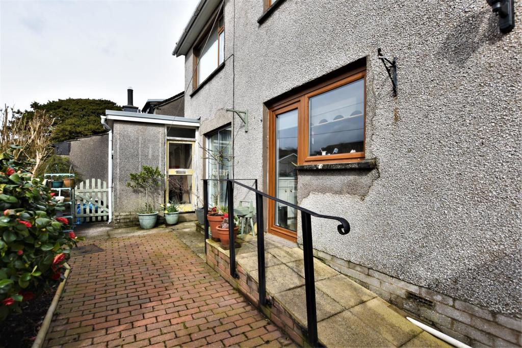 3 bedroom detached house for sale in Main Street, Bardsea, Ulverston, LA12