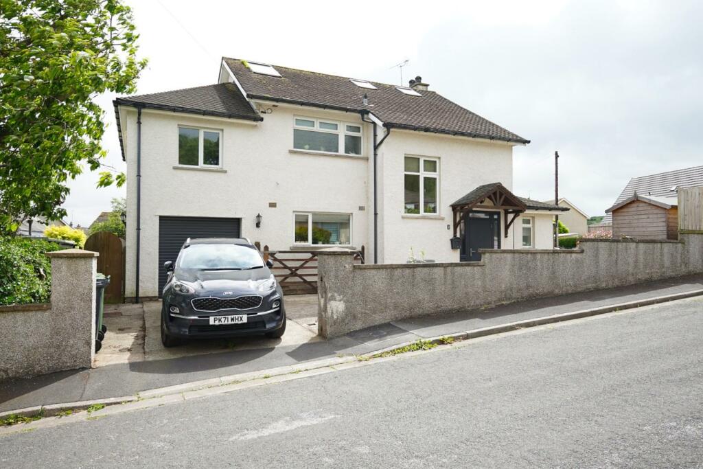 5 bedroom detached house for sale in White Ghyll Close, Bardsea