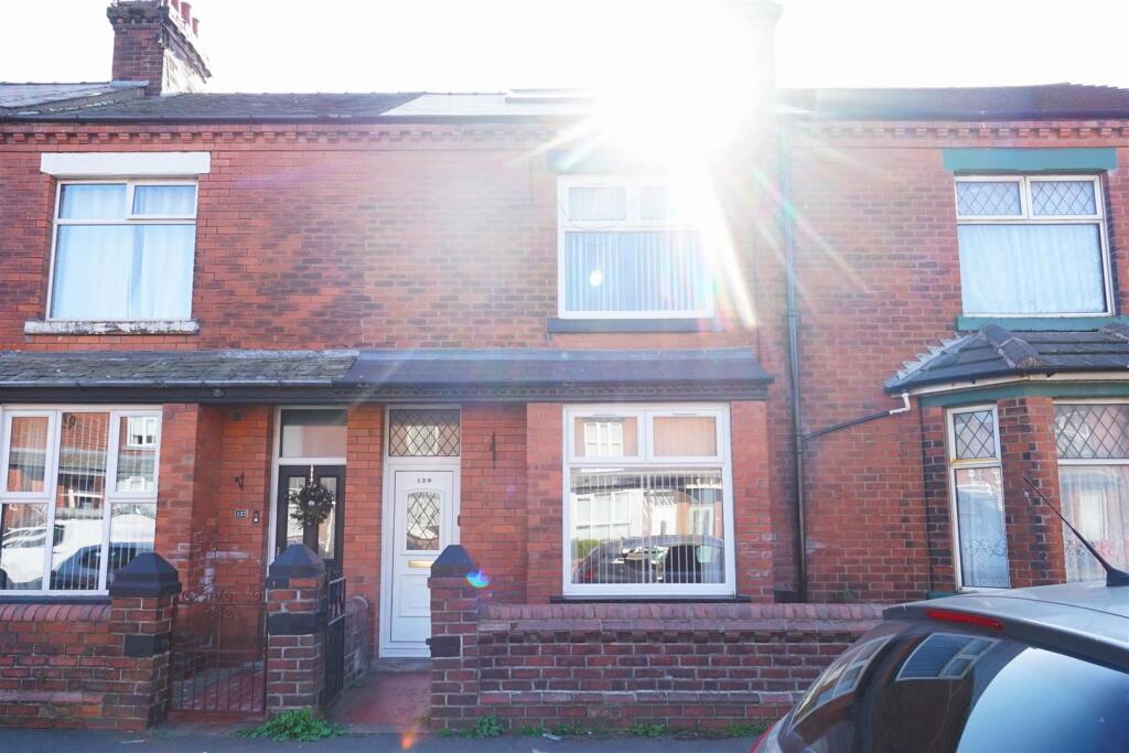 4 bedroom terraced house