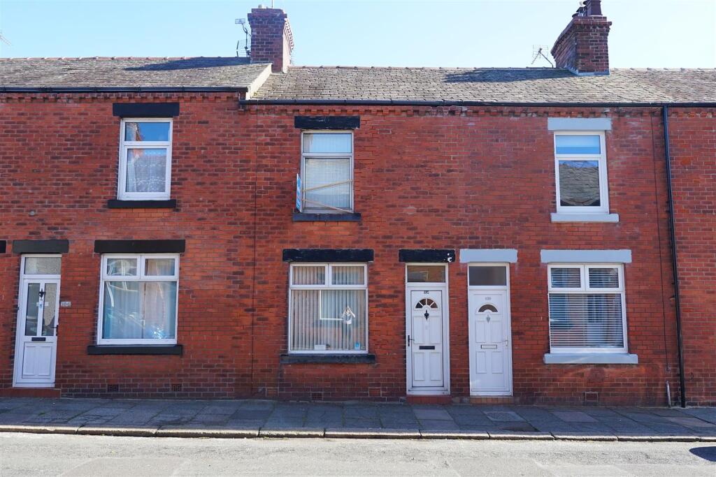 2 bedroom terraced house