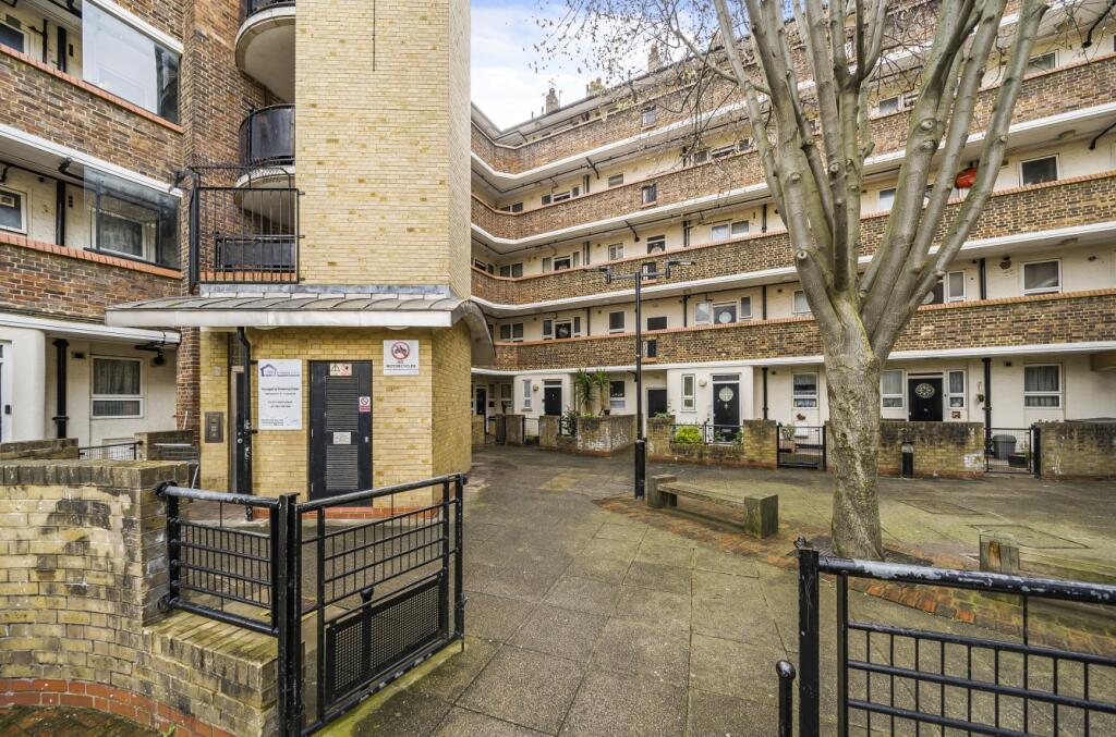 Main image of property: Brandon Street London SE17