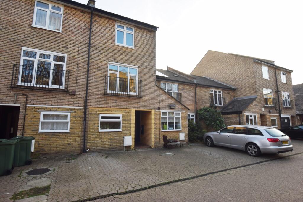 Main image of property: Melbourne Mews London SW9