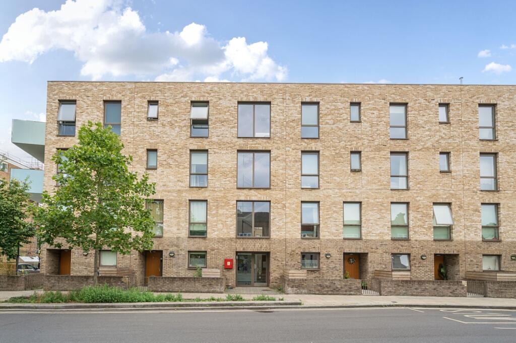 Main image of property: East Street London SE17