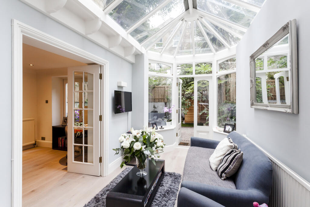 Main image of property: St. Lukes Road, London, W11