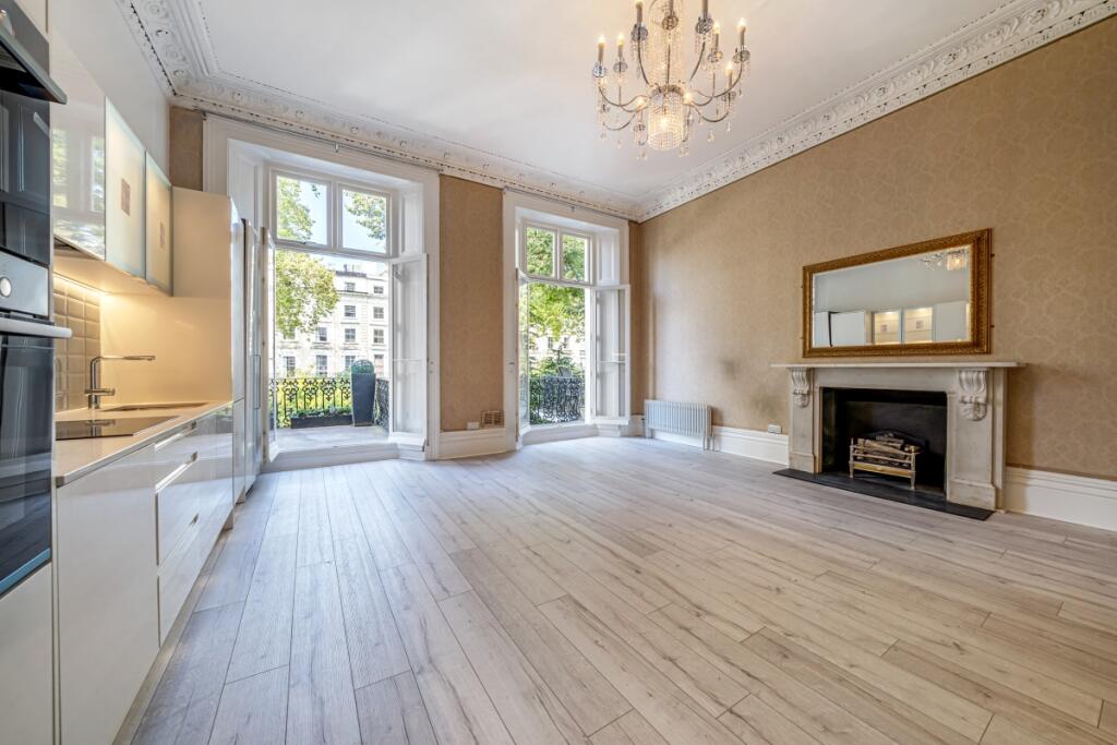 1 bedroom terraced house for rent in Princes Square London W2