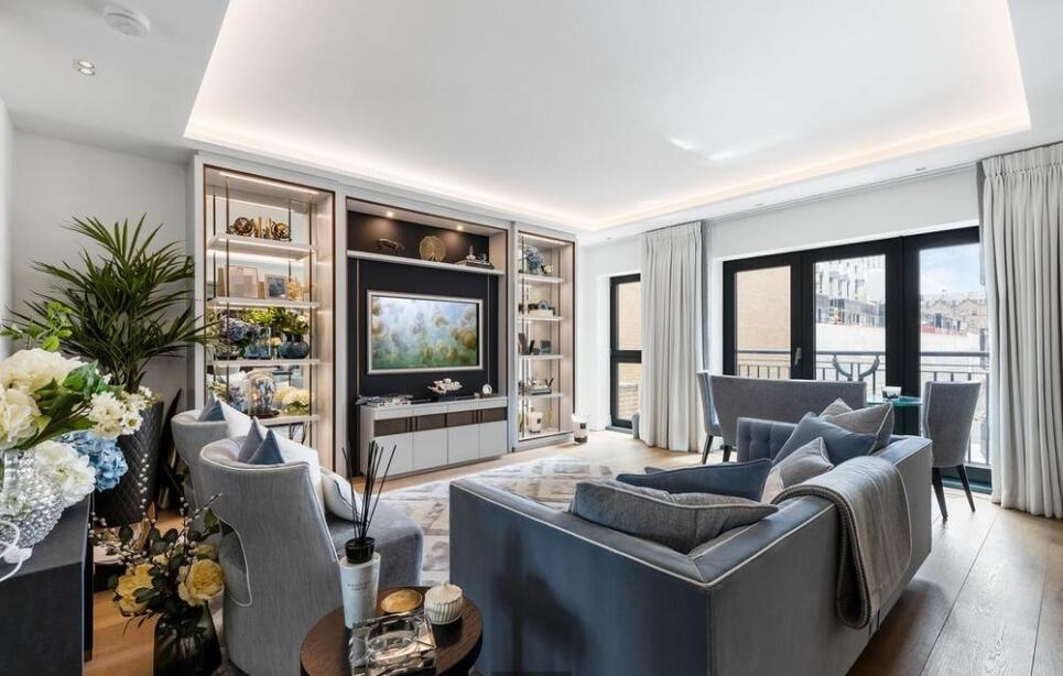 Main image of property: Kensington Gardens Square London W2