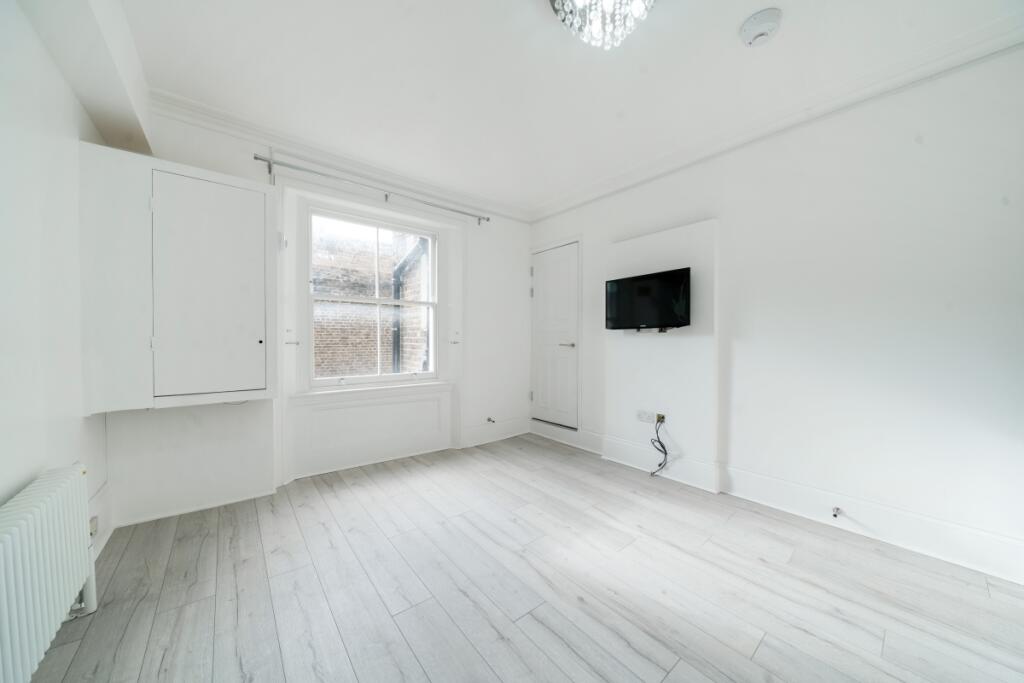 Main image of property: Princes Square London W2