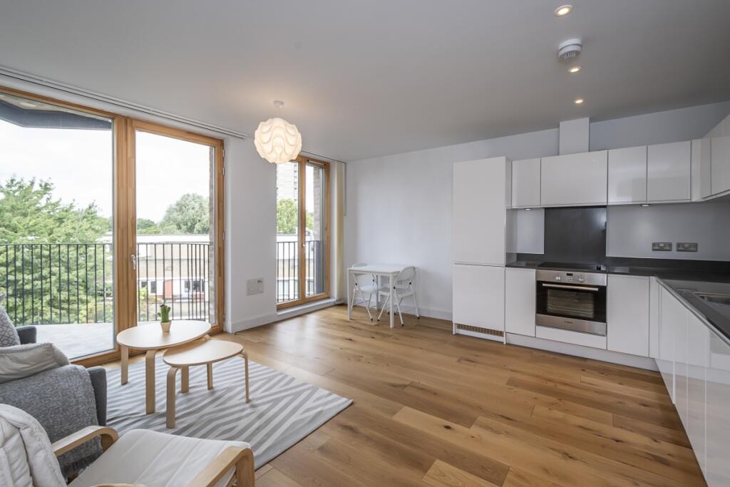 Main image of property: Notting Hill