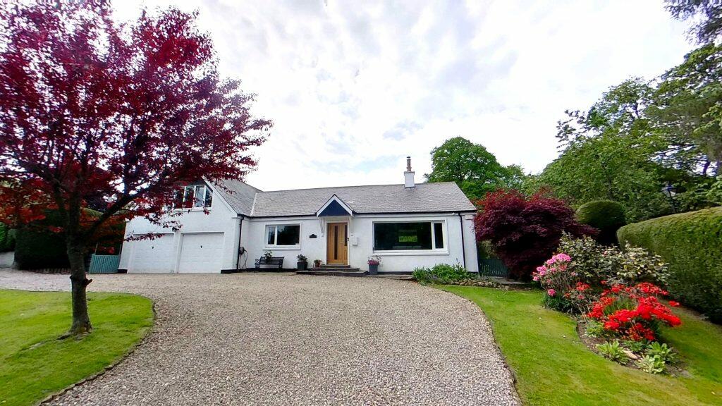4 bedroom detached house for sale in Standalane, Cawdor, Nairn, IV12