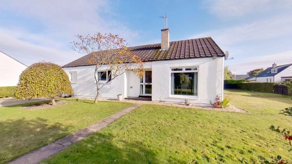 Main image of property: 10 Fyrish Road, Findhorn, Forres, IV36 3YT